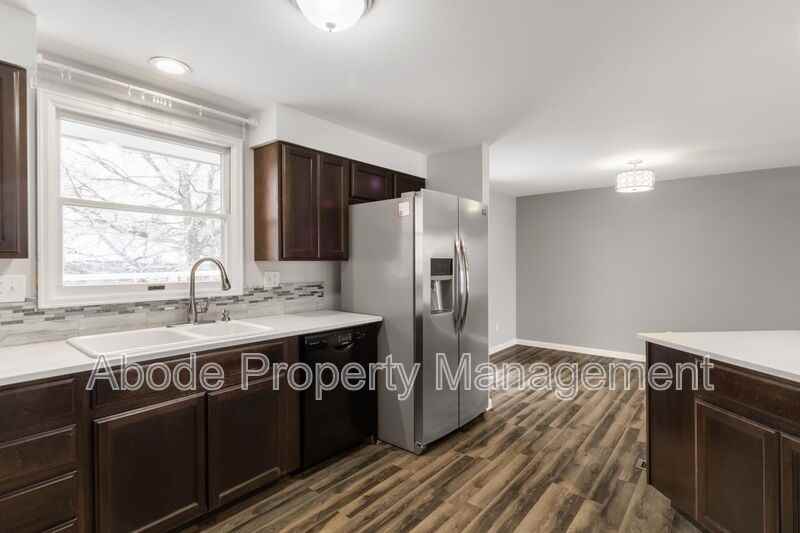 2927 White Oak Ct - Photo 6 of 24