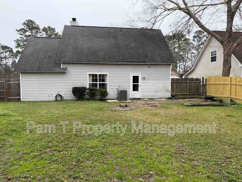 226 Bordeaux Ln - Photo 2 of 25