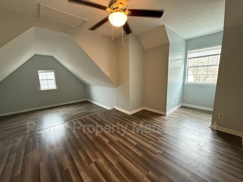 226 Bordeaux Ln - Photo 6 of 25