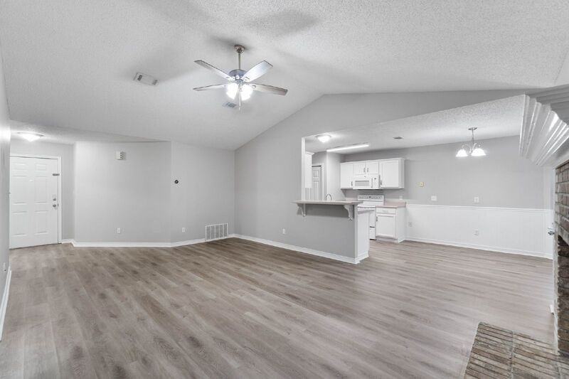 3014 La Salle Ct - Photo 4 of 25