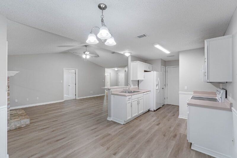 3014 La Salle Ct - Photo 6 of 25