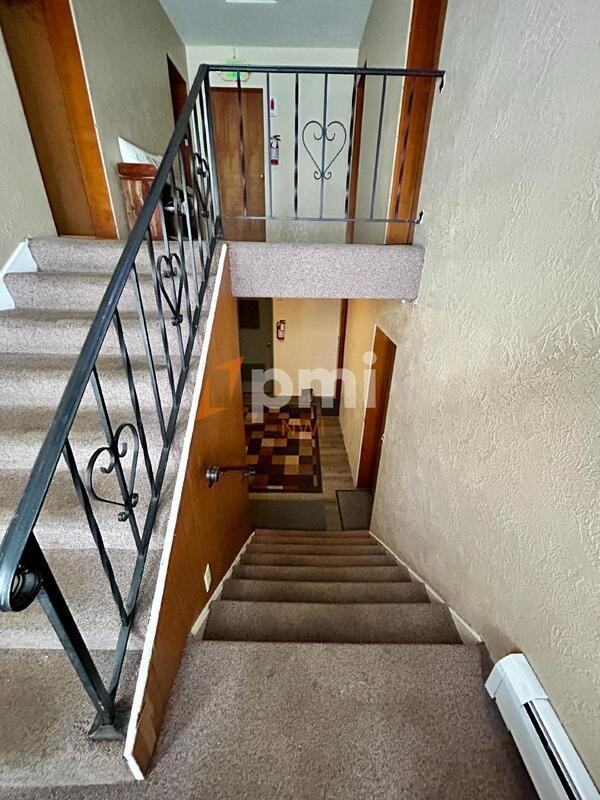 660 N Hobart Rd #1 - Photo 4 of 17