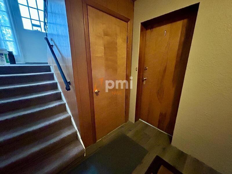 660 N Hobart Rd #1 - Photo 5 of 17