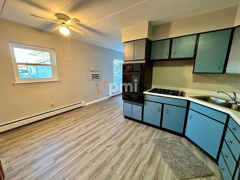 660 N Hobart Rd #1 - Photo 7 of 17