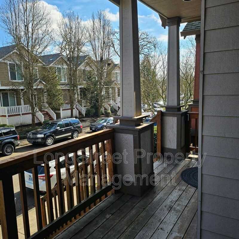 1245 Sw 162nd Ave - Photo 3 of 34