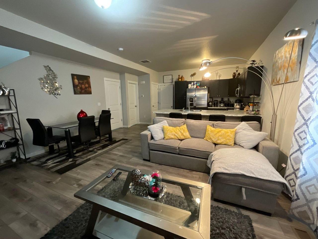 4646 Wharf Pt - Photo 2 of 15