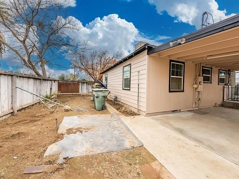 721 Pottle Ave - Photo 7 of 27
