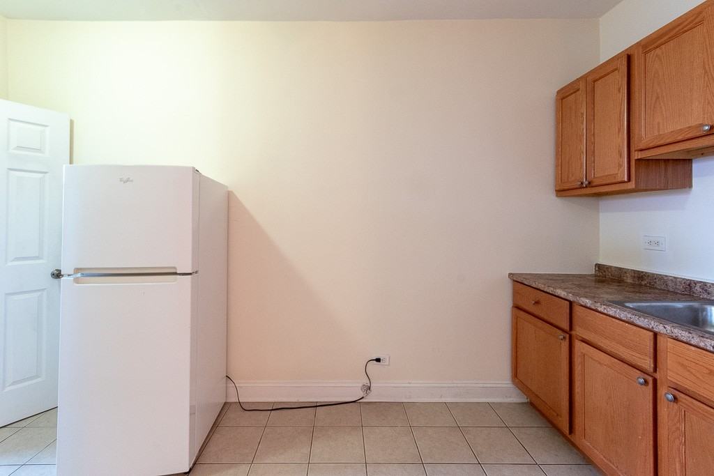 4851 N Damen Ave #203 - Photo 3 of 20