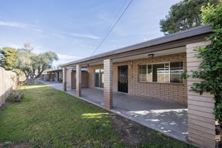 2219 W Morten Ave - Photo 1 of 1