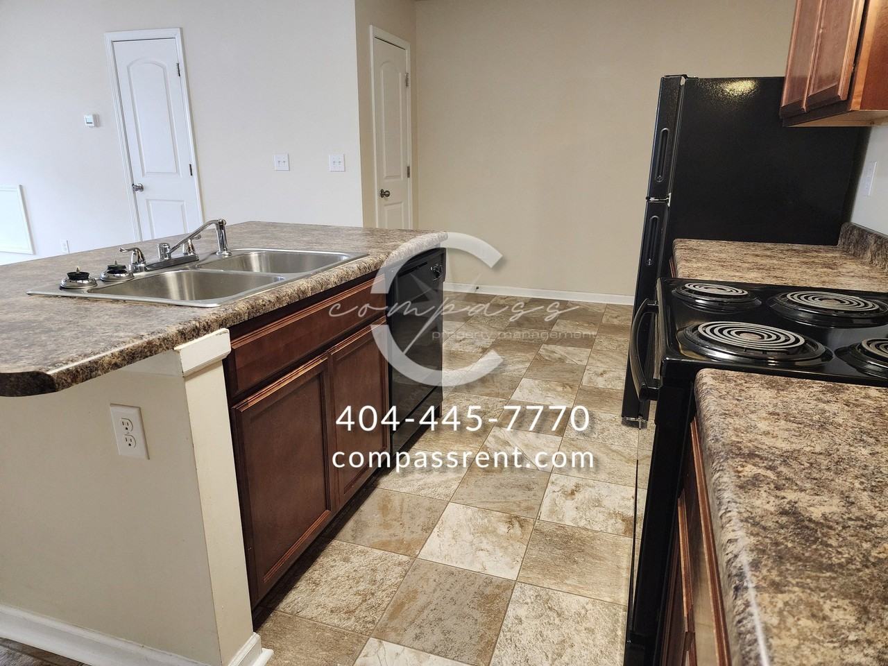 2065 Belmont Cir - Photo 7 of 30