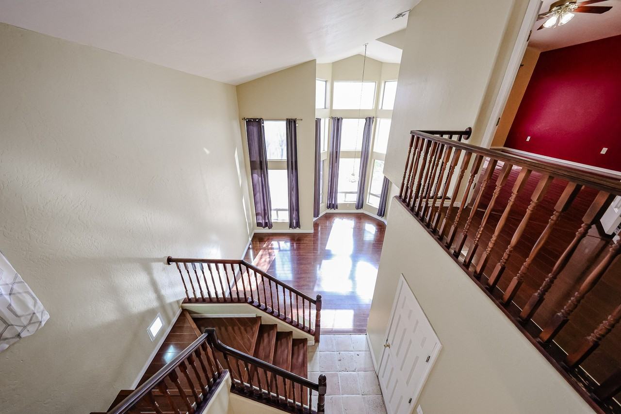 2127 E Nighthawk Way - Photo 5 of 44