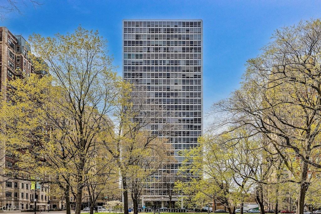2400 N Lakeview Ave #D7101