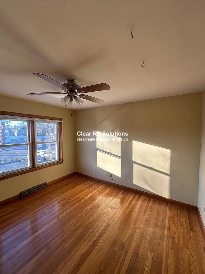 104 N Main St #2F - Photo 2 of 5