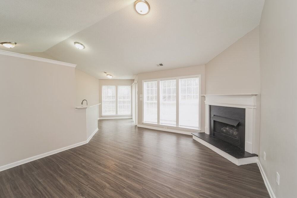 2400 Celosia Dr - Photo 5 of 16