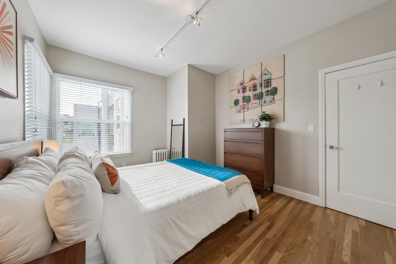 2226 N Point St #379185P - Photo 3 of 21