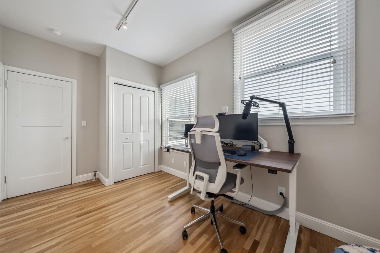 2226 N Point St #379185P - Photo 4 of 21