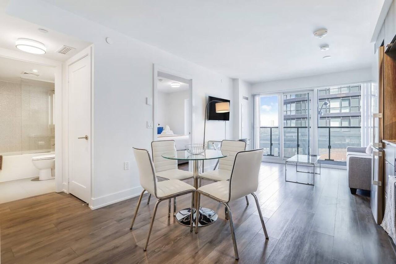 99 Howard St #1050767P - Photo 5 of 29