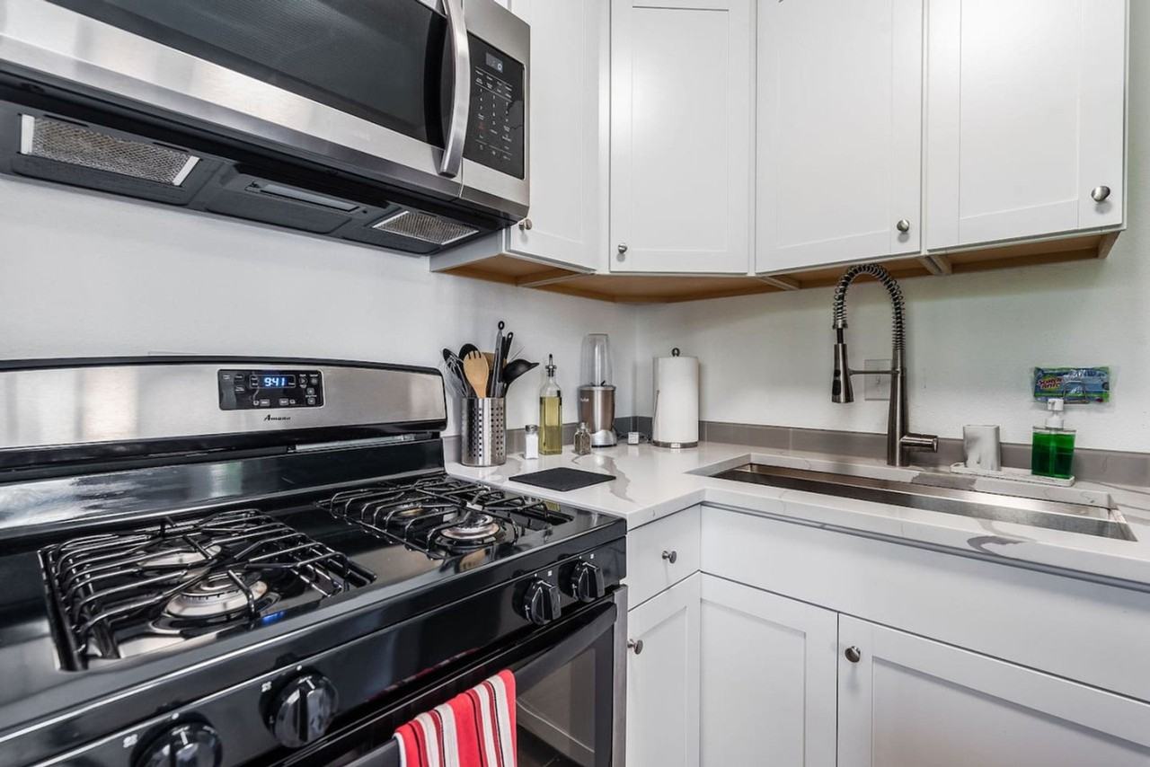 612 S 18th St #1045863P - Photo 5 of 12