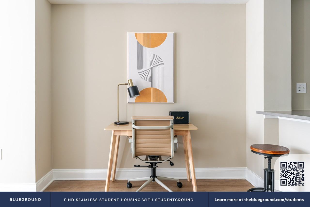 770 5th Street Northwest - Photo 7 of 41