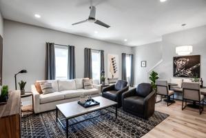 featured image of 2131 Goodrich Ave