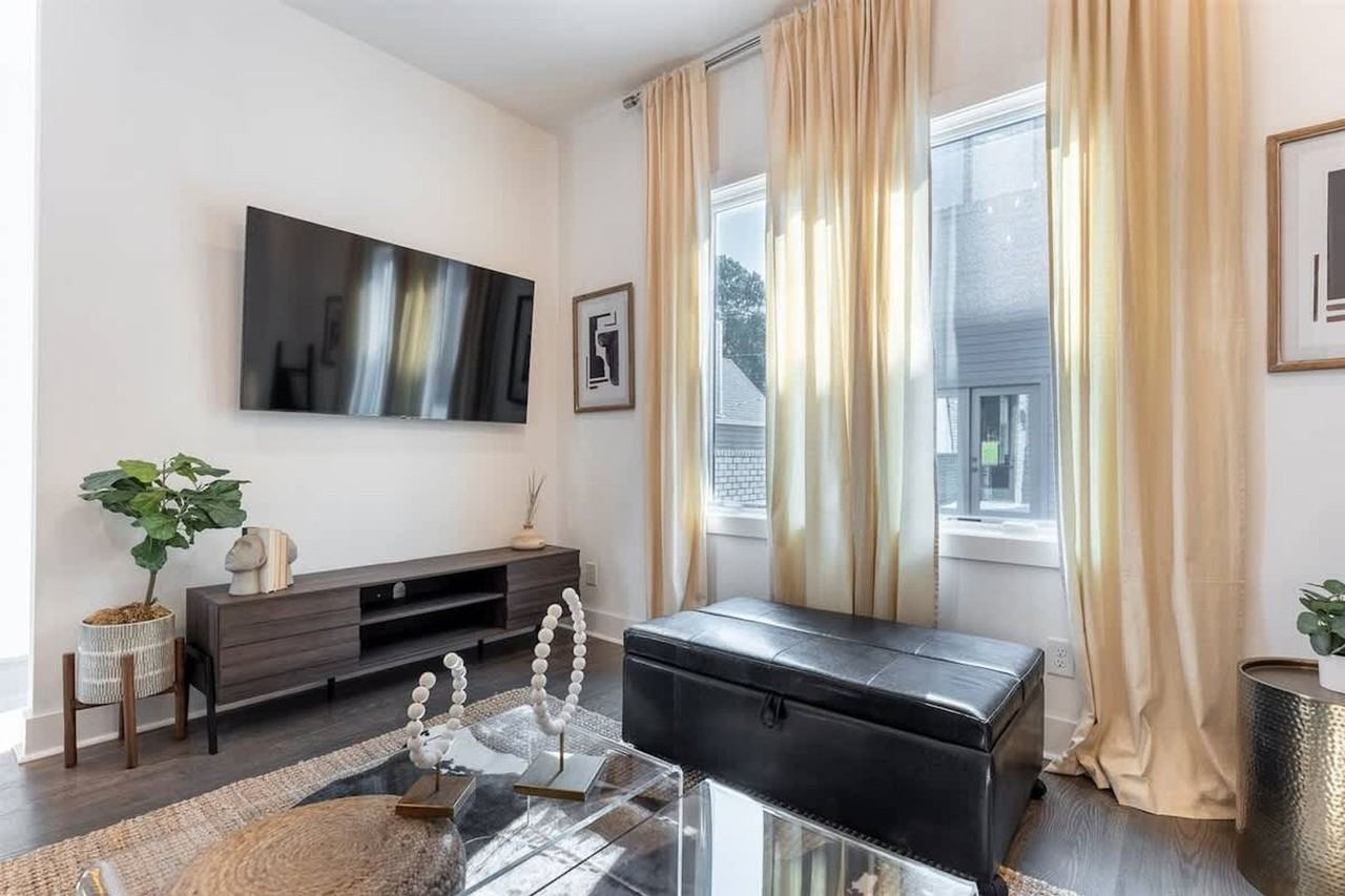 3206 West End Circle #1051738P - Photo 2 of 39