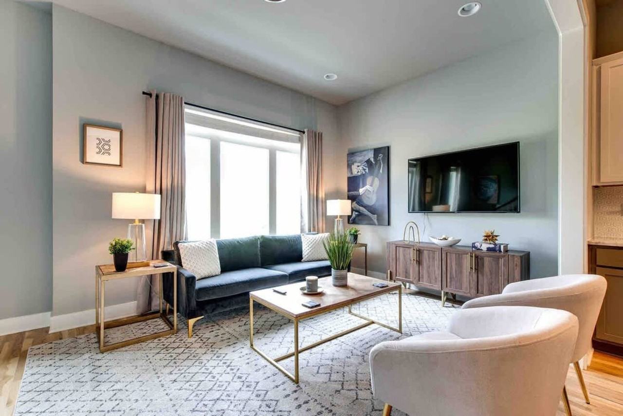 966 Youngs Ln #1051745P - Photo 2 of 22