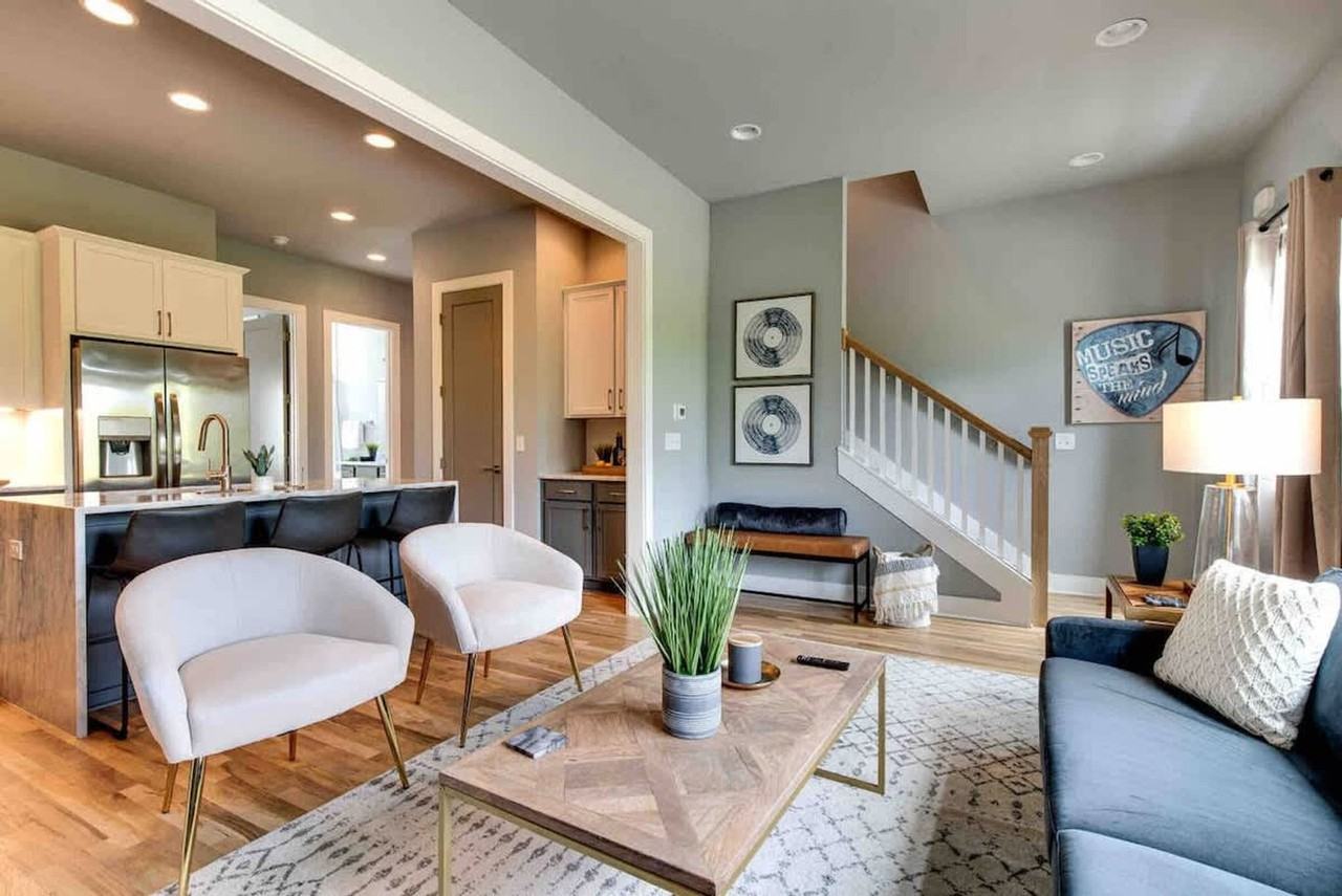 966 Youngs Ln #1051745P - Photo 3 of 22