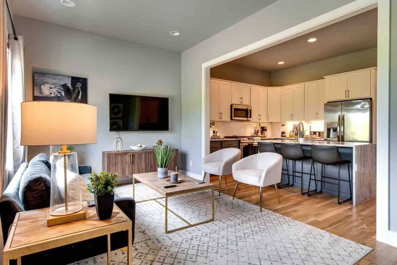 966 Youngs Ln #1051745P - Photo 5 of 22