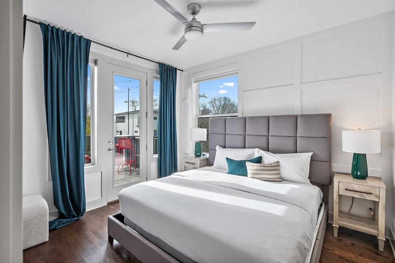 2702 Delaware Ave #1051654P - Photo 6 of 40