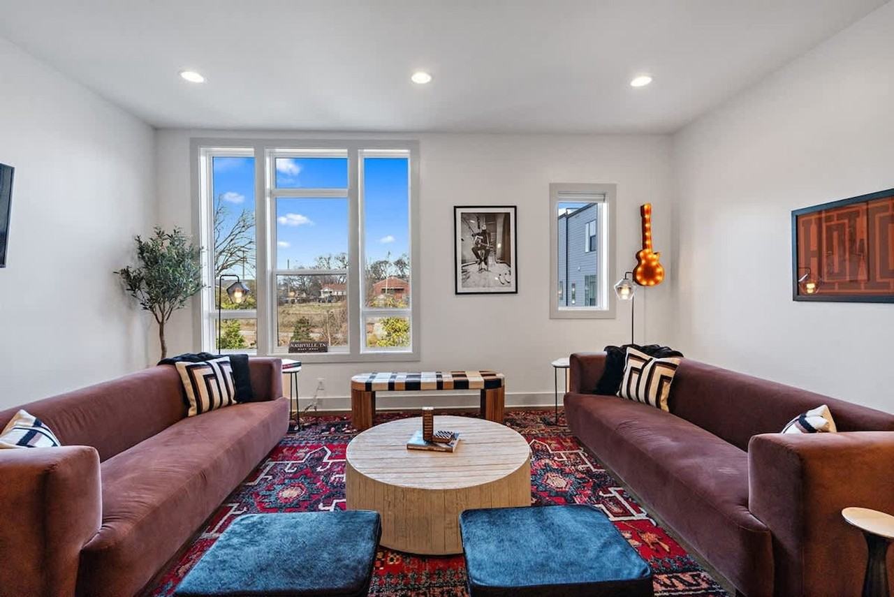 2702 Delaware Ave #1051654P - Photo 4 of 40