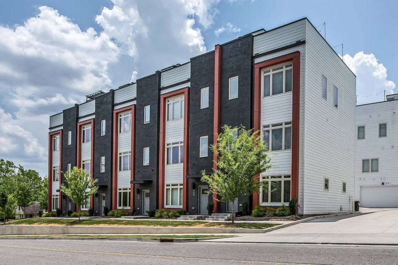 968 Youngs Ln #1051746P - Photo 2 of 23