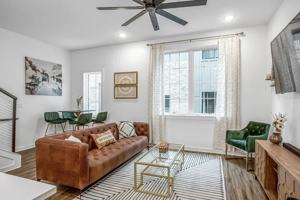 featured image of 738 Douglas Ave