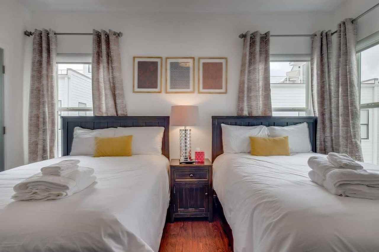 1109 Archer St #1051692P - Photo 5 of 37