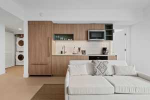 featured image of 159 Ne 6th St