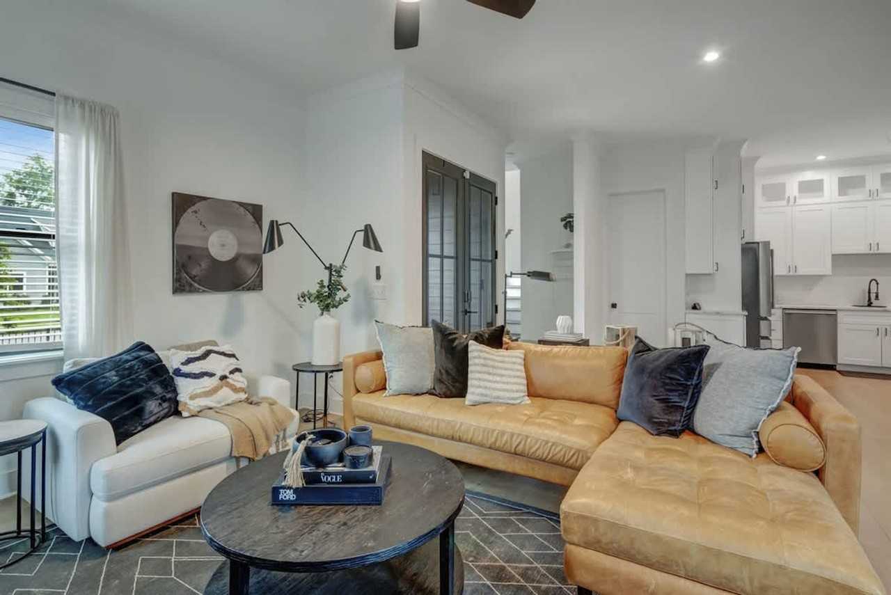 5816 Morrow Rd #1051667P - Photo 3 of 44