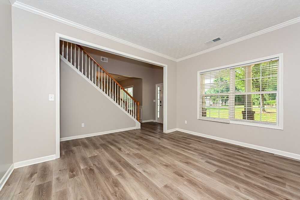 198 Babbling Brook Dr - Photo 4 of 17