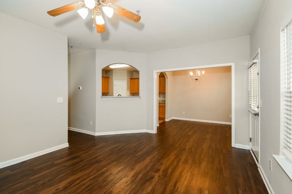 204 Ranier Ct - Photo 5 of 17