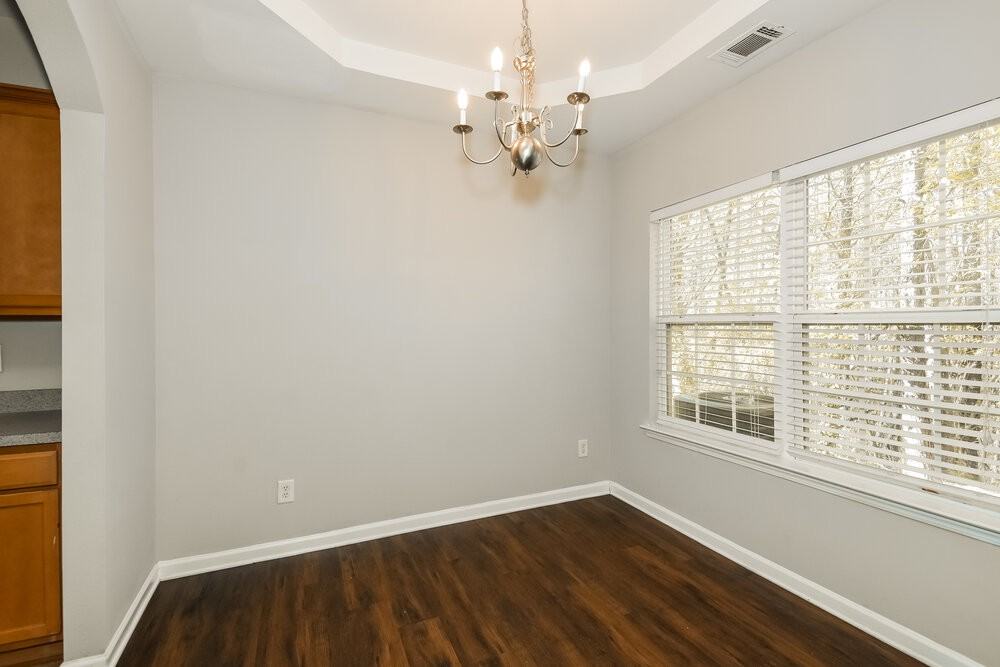 204 Ranier Ct - Photo 7 of 17