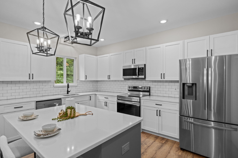 4586 Thicket Dr - Photo 2 of 10