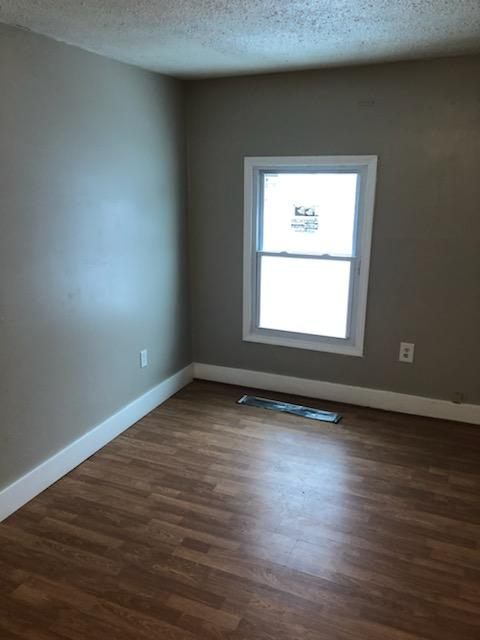 8 Lock St #3 - Photo 4 of 5