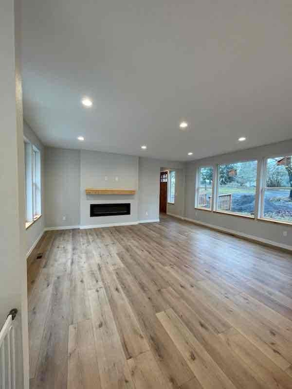 1094 Schaffran Rd - Photo 2 of 8