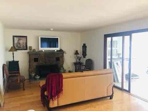 4 Aster Ave - Photo 2 of 7