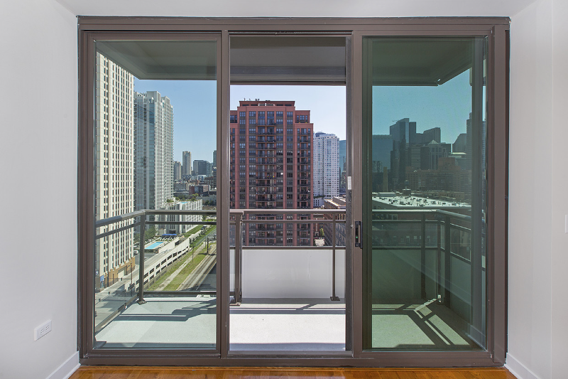 699 W Wayman St - Photo 7 of 16