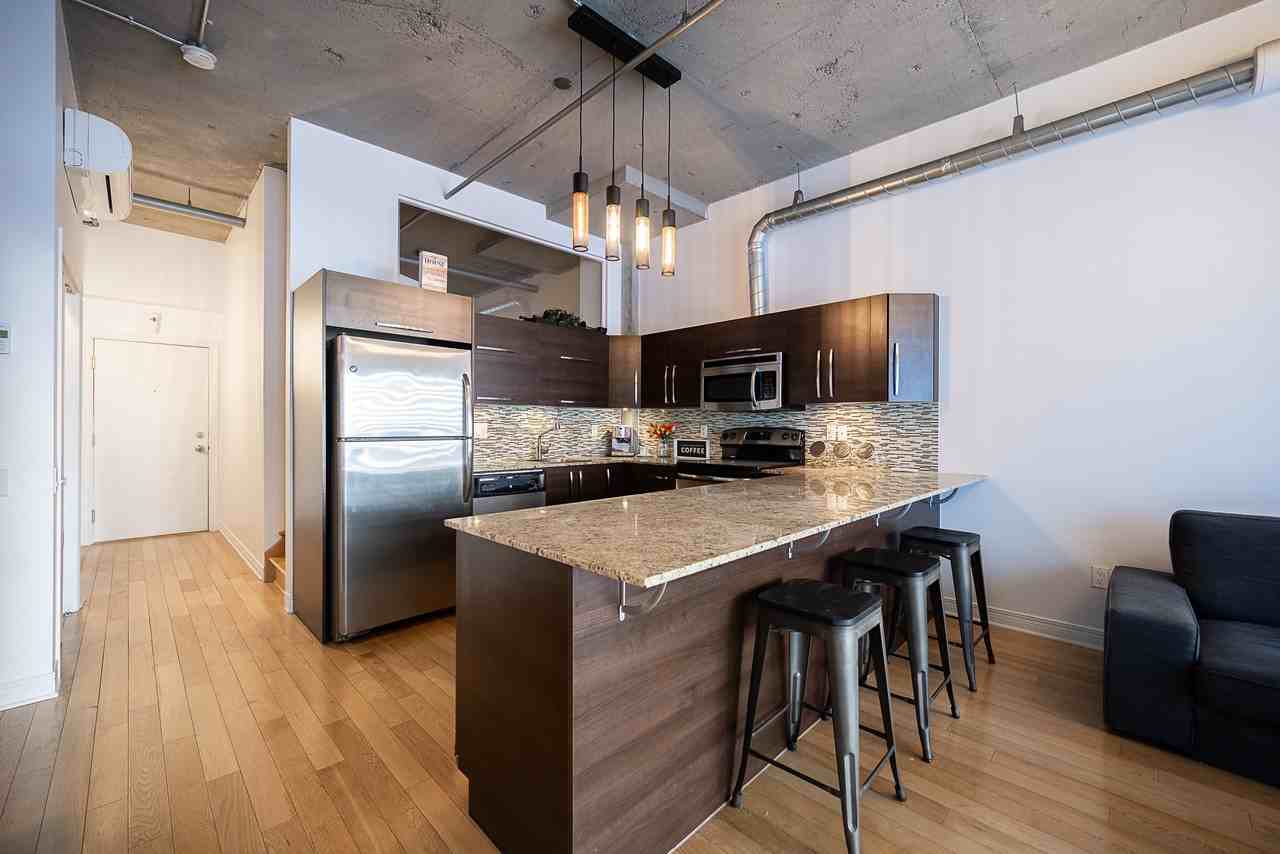 1200 Rue Saint-Alexandre #102 - Photo 2 of 22