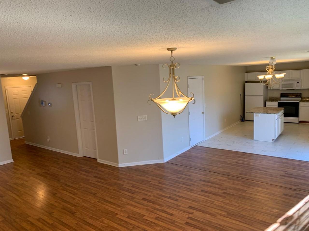 1565 Rockingham Dr - Photo 2 of 43