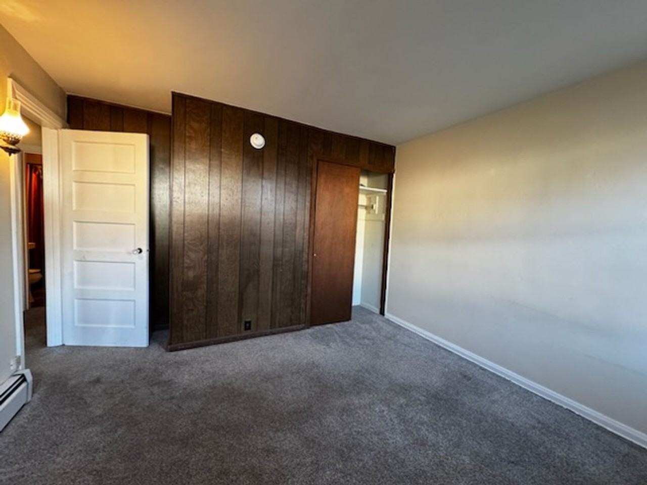 1078 Kelly Dr - Photo 3 of 7