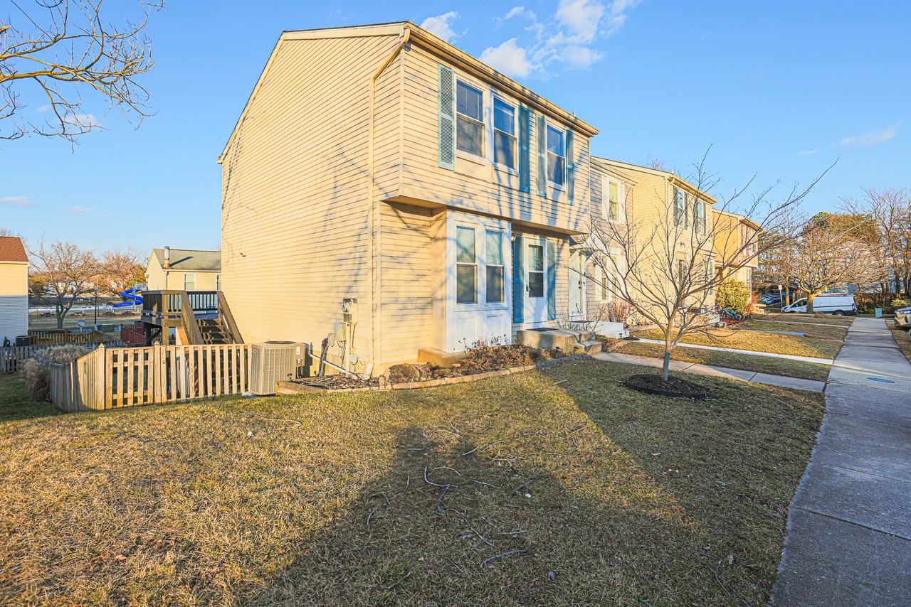 10 Trailwood Road - Photo 2 of 21