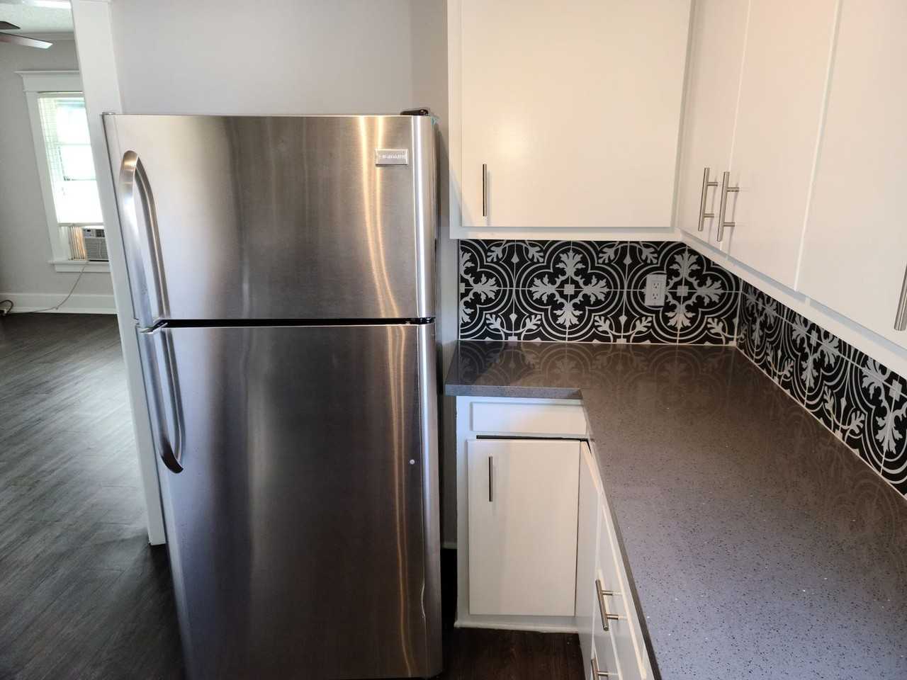 Glendale Lofts - Photo 2 of 21