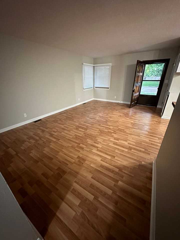 2325 Garfield St - Photo 2 of 12