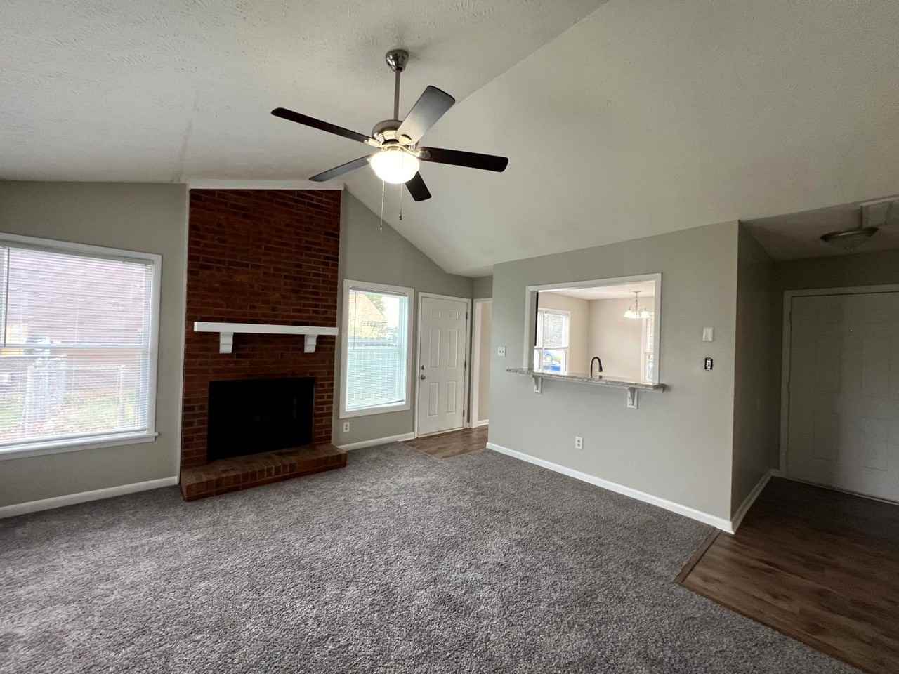 6820 Winchester St - Photo 3 of 15